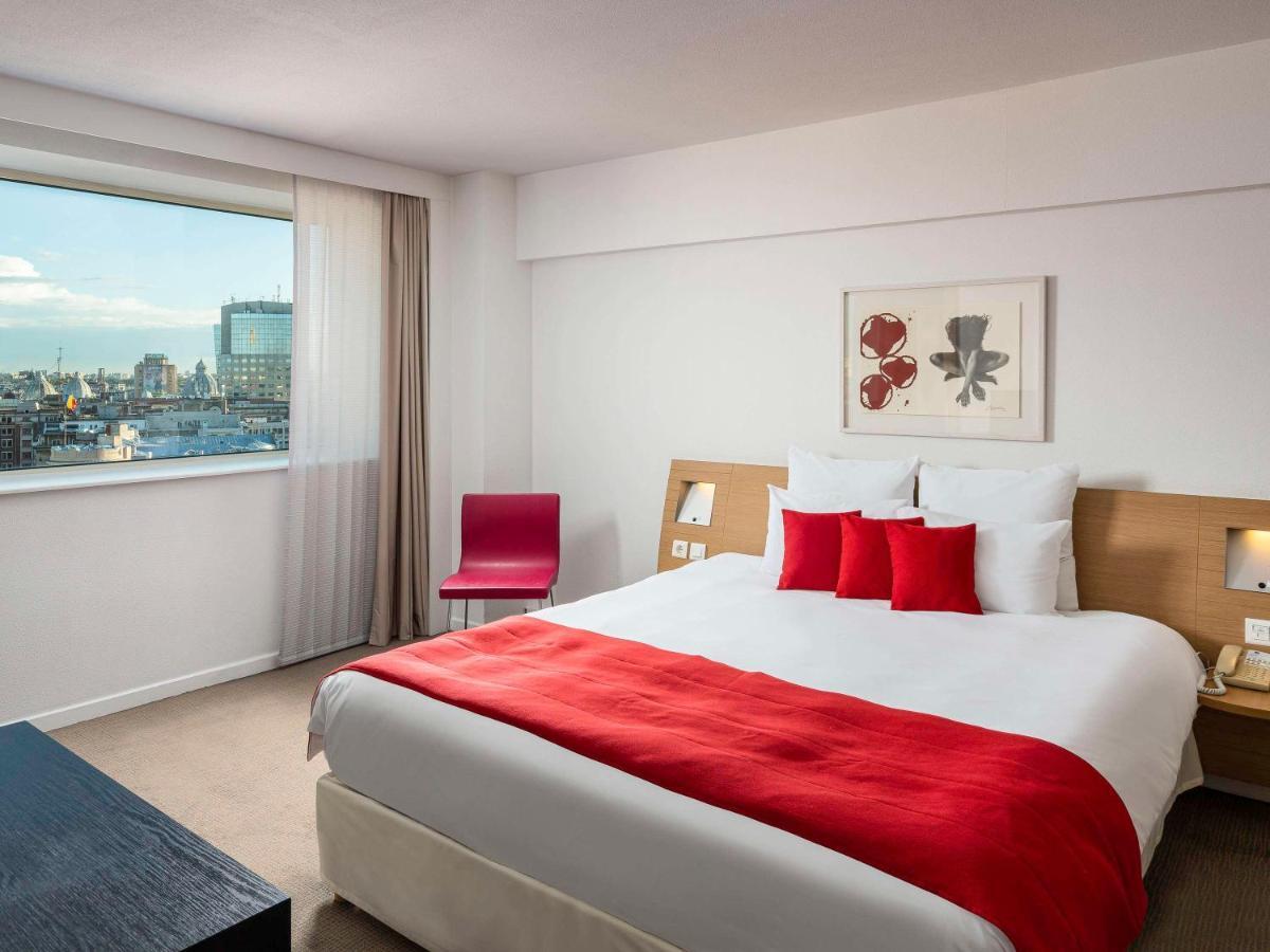 Novotel Centre Hotel 4*