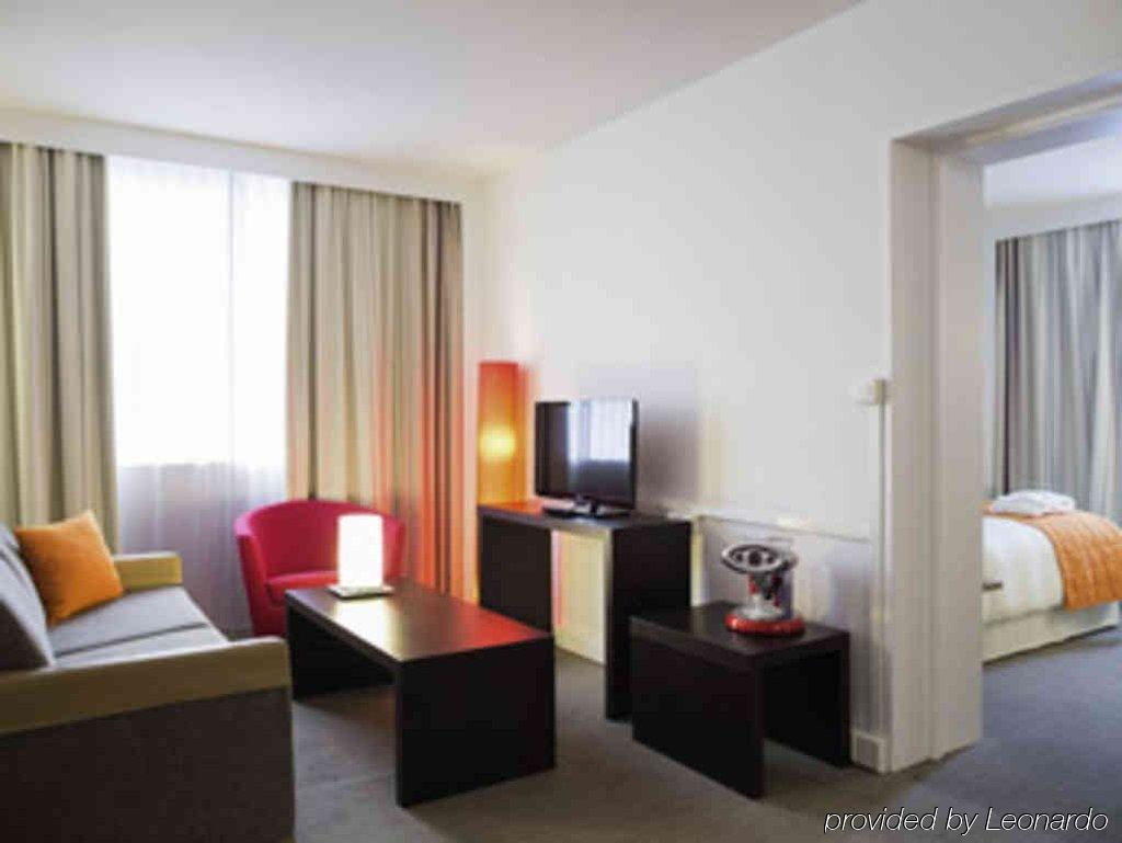 Novotel Centre Hotel 4*