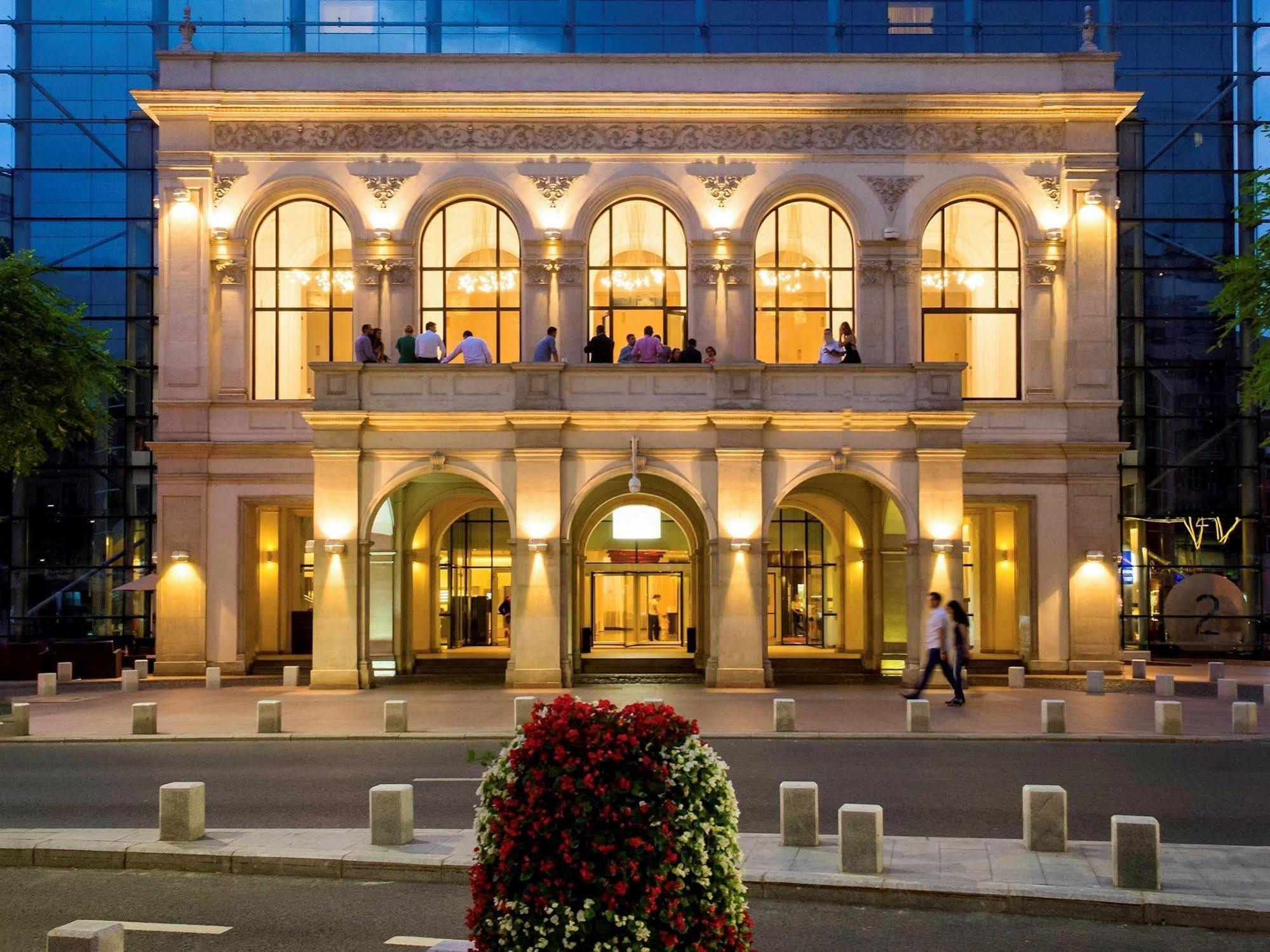 Novotel Centre 4*